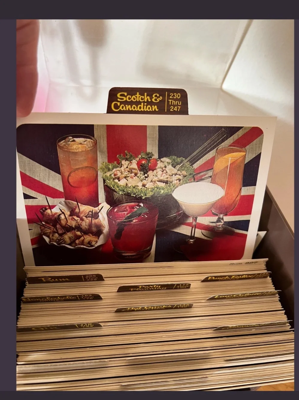 Vintage 21 International Recipe Card Index - Clear Acrylic with Brown Base